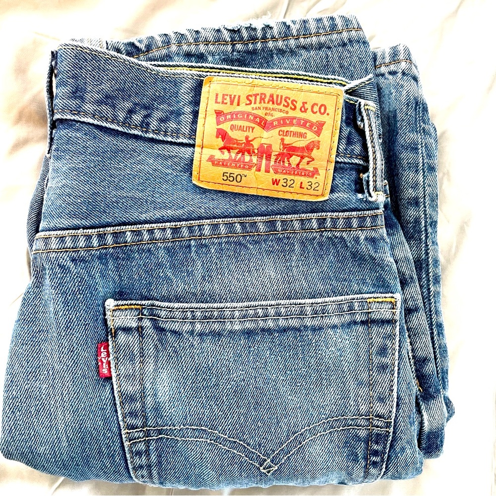 Levi's Mens 550 Relaxed Fit Jeans 32x32 Classic Denim Work Everyday Comfort‎ 90s